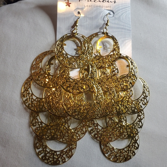 Dancing Gold Earrings - Picture 3 of 3